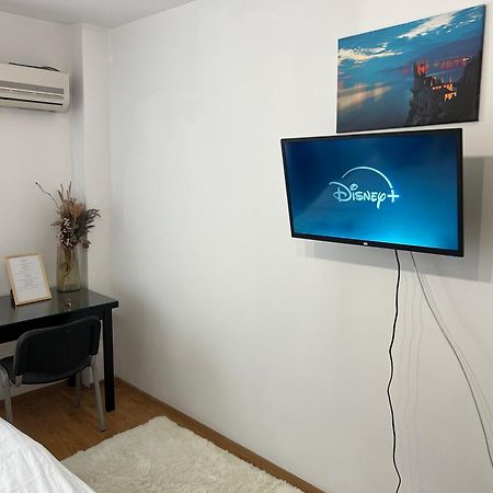 2 Rooms Apartment City Center Iasi Exterior photo